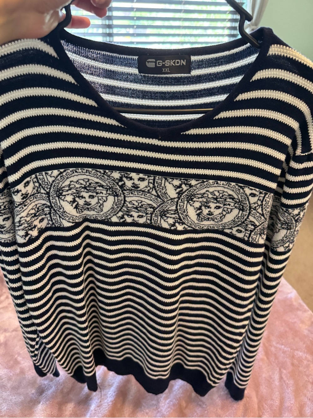 G-SKDN Black & White Striped Sweater